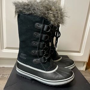 Sorel women’s Joan of Artic snow boots black quart size 8 new